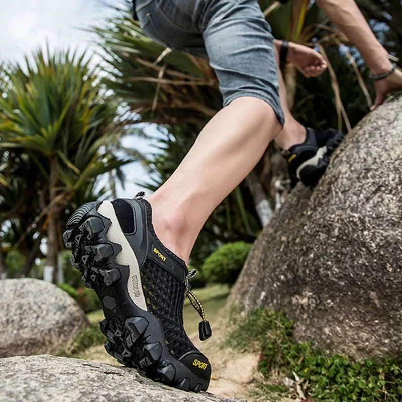 Breathable Sneakers Men Shoes 2024 Fashion Shoes For Men Climbing Hiking Shoes Men Outdoor Beach Wading Tenis Barefoot Sneakers